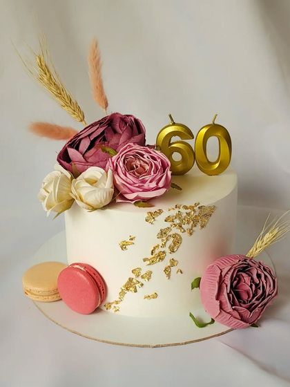 Elegant Milestone & Celebration Cakes photo 16