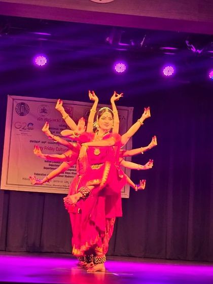 Shreya Balaji - Bharatanatyam Performances Duet & Group Performances photo 17