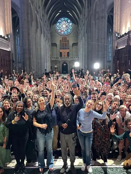My heart is so full looking at this. This is our massive, beautiful family from the Circle Songs School at Grace Cathedral. Hundreds of voices from all over the world, coming together to create something truly special. This is what community in music feels like.