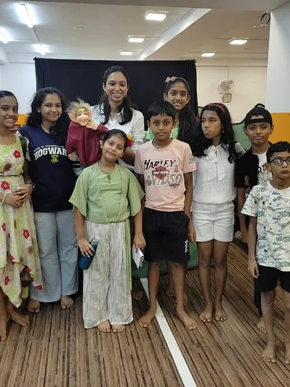 More moments from my travels to schools across the country, each one a unique and joyful experience. From interactive workshops to large assembly performances, I tailor each session to the school's needs.