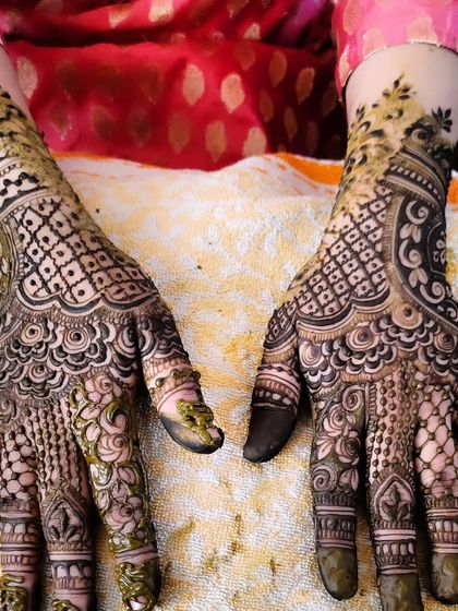 Hajira Mehendi Artist - Mehndi Artist Services Modern & Minimalist Designs photo 41