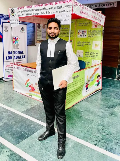 Here I am at the National Lok Adalat help desk at the South District Legal Services Authority. Being present on the ground allows me to handle cases efficiently and represent you effectively, ensuring a smooth process for settling your pending traffic challans.