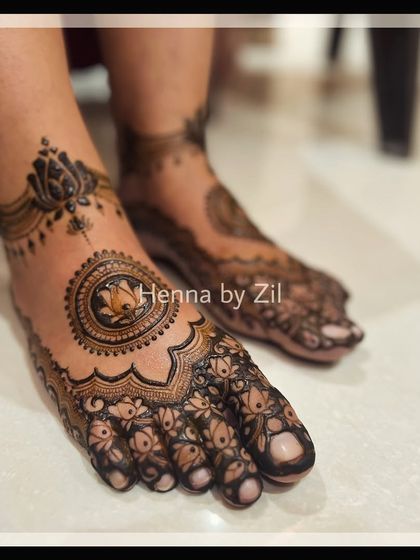 Stunning Bridal Feet Designs photo 4