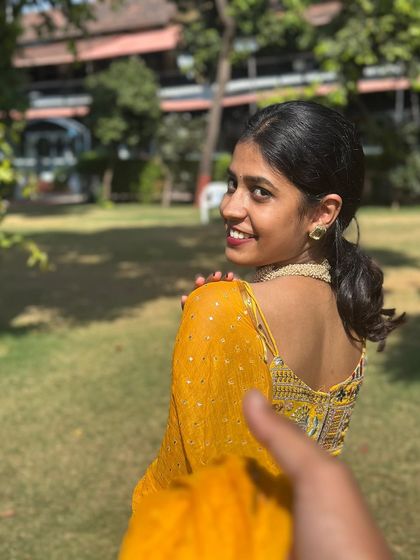 A happy moment captured outdoors. My positive energy is something I bring to every single dance class and choreography session.