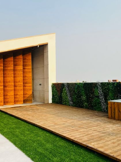 Terrace & Rooftop Sanctuaries photo 26