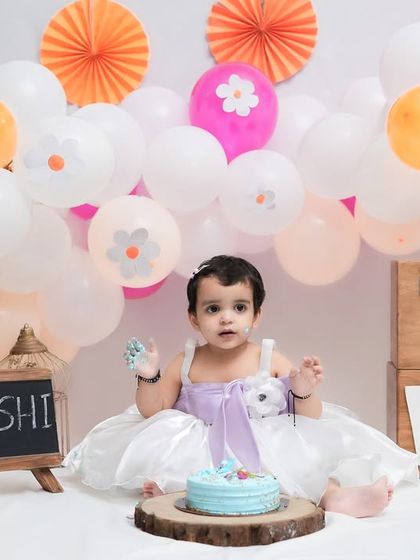 Birthday Milestones & Cake Smash Fun photo 12