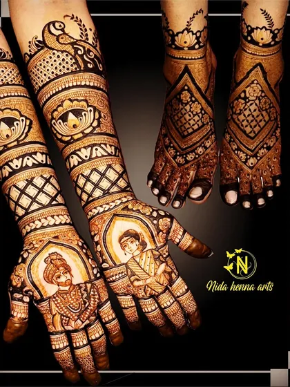 A complete bridal look, showing the figurative Maharashtrian couple on the hands and the matching traditional designs on the feet.