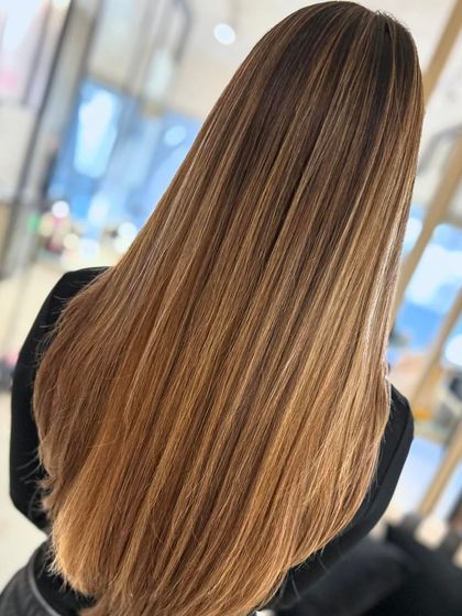 Sun-Kissed Balayage photo 8
