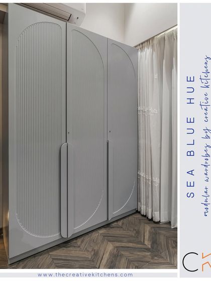 Luxury Wardrobes & Walk-in Closets photo 14