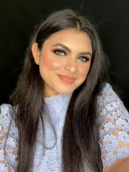 I'm so excited to bring you a tutorial on myself after so long, featuring a new eyeshadow palette from Forever52.