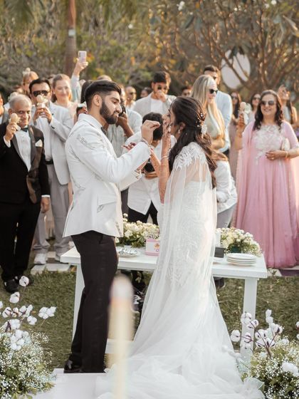 WhatKnot - Wedding Photography & Videography A Dream in White: Modern & Christian Weddings photo 19