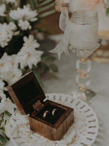 Beginnings: Engagements & Pre-Wedding photo 31