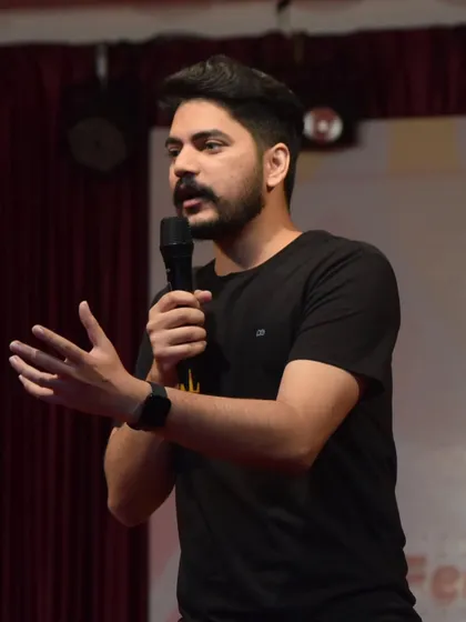 Addressing the students at MKS School. I always make sure to share stories and motivational messages along with the magic to make the experience more impactful.