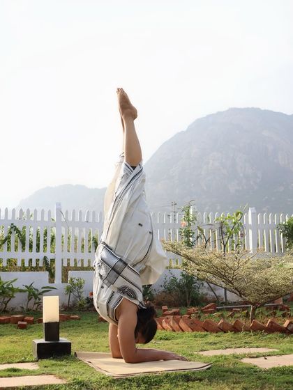 Shashi Prabha Dwivedi - In-Studio Group Yoga for Adults (All Levels) Advanced Asanas & Flows: My Personal Practice photo 58