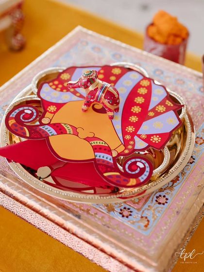 A beautifully crafted thali for the welcome lunch in Rajasthan. The custom-designed plate and adorable elephant detail made even a simple meal feel like a grand, thoughtful gesture.