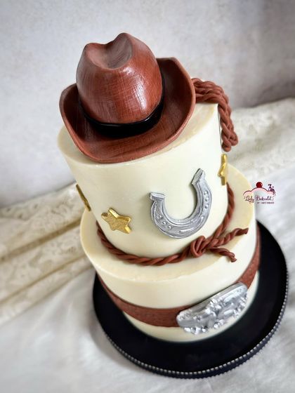 Uniquely Yours: Creative & Hobby-Themed Cakes photo 15