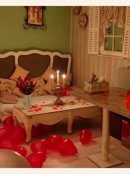 I can fill the room with heart-shaped balloons and rose petals to create a deeply romantic setting for your private celebration. It's all about creating a space that feels personal and full of love.