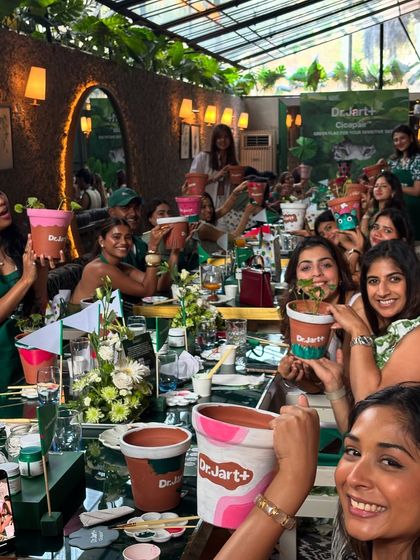 Paint Bar - Corporate Events & Team Building Beyond the Canvas: Totes, Clocks & More photo 8