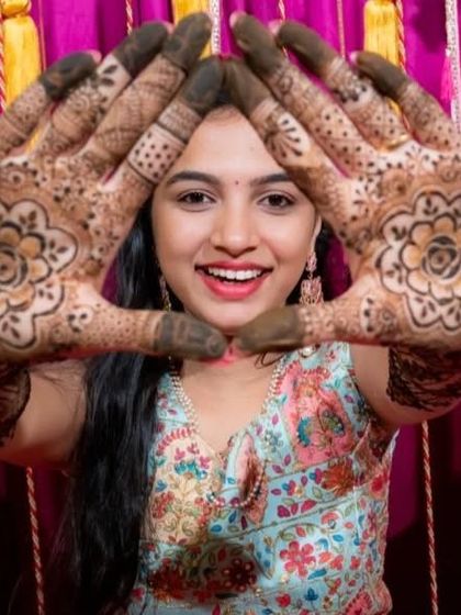 Khushi Jain - Professional Mehendi Artistry Happy Clients & Memories photo 10