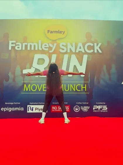 Another shot of the vibrant backdrop at the Farmley Snack Run.