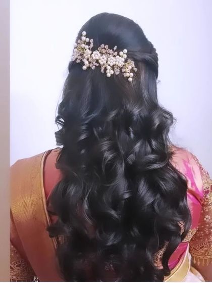 Laxmi Ramkrishna - Special Occasion Hairstyling Flowing Curls & Half-Up Styles photo 30