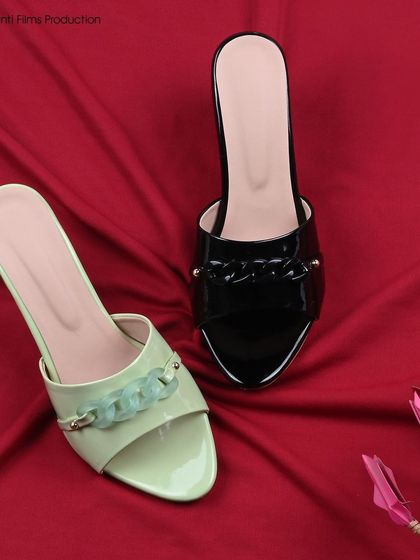 Bags, Footwear & Accessories photo 9