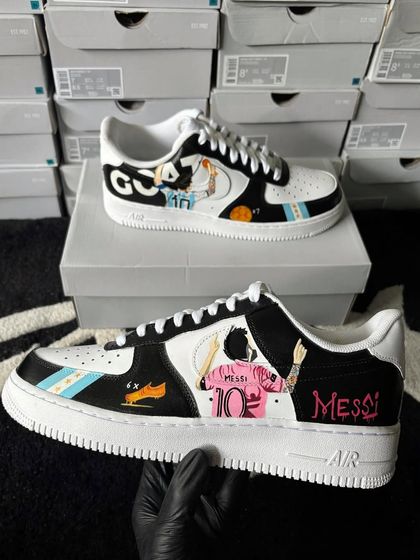 The club-themed Messi sneaker, featuring him in his iconic pink Inter Miami jersey.