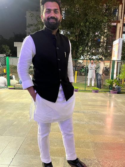 A portrait taken in the evening. I am driven by a few core principles and sacred dreams, the very reasons that have always inspired sacrifice.