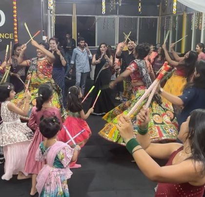 Hello Dance & Fitness Club - Kids Dance Classes Festival Fun & Studio Parties photo 11