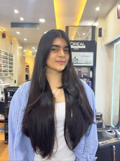 The 'before' shot. This client came in with her natural, beautiful hair, ready for a rich chocolatey upgrade.