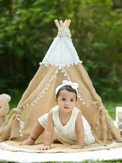 On the move! Capturing milestones like crawling is a key part of my baby photography sessions.