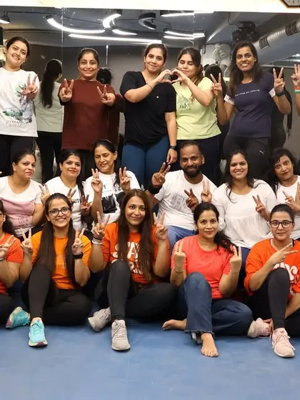 Peace, love, and fitness. Our members celebrating Independence Day with positive vibes.
