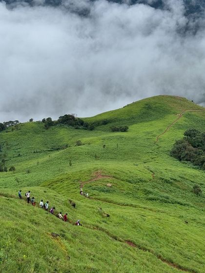 A view of the winding trail on the green hills of Gangadikal.