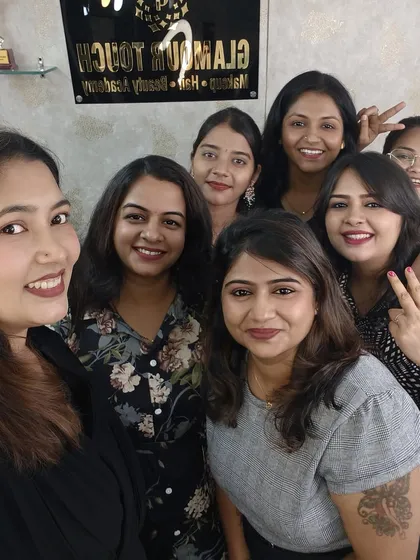 A happy group selfie after the certification ceremony. We build a strong community of artists here at the academy.