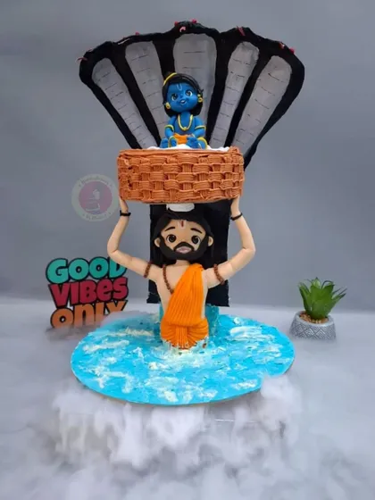 My tribute for Janmashtami. This anti-gravity cake depicts Vasudeva carrying baby Krishna across the river. This creation is pure devotion, sculpted with faith and love to celebrate a divine story.