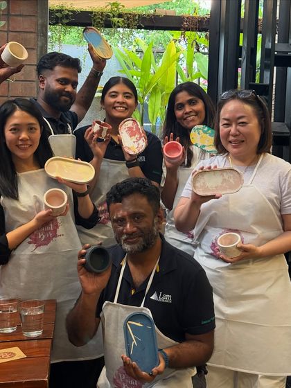 Paint Bar - Corporate Events & Team Building Crafty Creations: Jesmonite & Puzzle Art photo 5