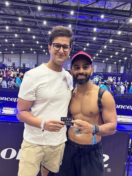 Connecting with members of the fitness community at a HYROX race. These events bring together people who are passionate about pushing their limits and supporting each other.