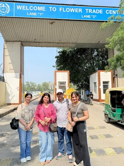 Our Event Management students during a practical training visit to the Ghazipur Flower Mandi, a key sourcing hub for event decor in Delhi.