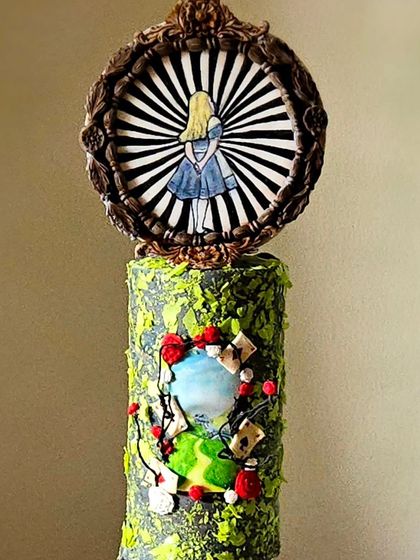 Pink Frost Patisserie - Handcrafted Edible Figurines & Toppers Magical Worlds & Fantasy photo 10