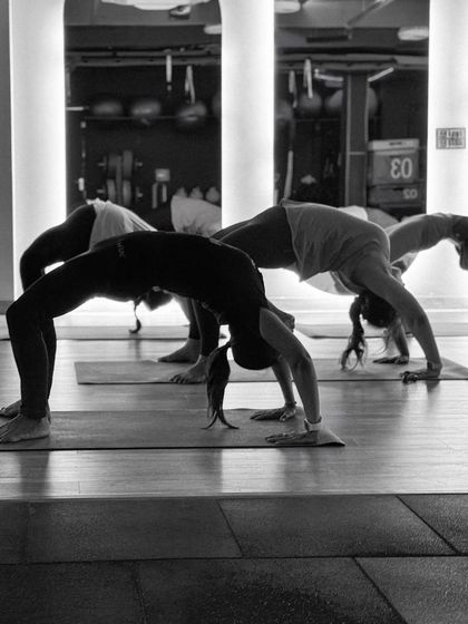 Mat Yoga: Strength & Serenity photo 10