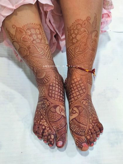 Adorned Feet & Legs photo 3