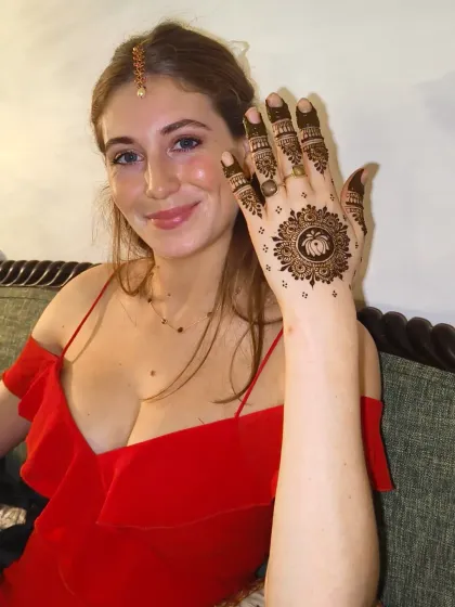 A close-up of the beautiful mandala design I did for this client visiting from abroad.