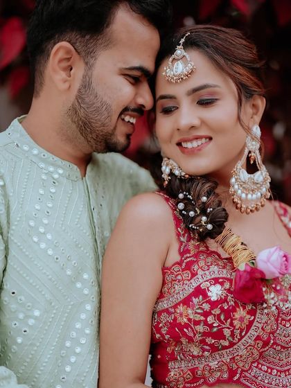A close up of the happy couple. Sayeri's makeup is soft and romantic, perfect for this intimate moment.