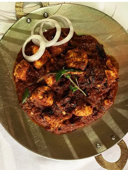 Our Chicken Tava is a classic non-vegetarian starter, perfect for those who love spicy and robust flavors. It's cooked on a griddle to enhance its taste.