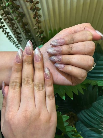 A close-up of the mesmerizing shimmer of our cat eye nail polish.