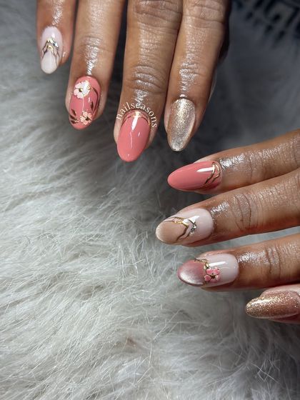 This set shows how you can combine multiple art styles, like florals and geometric lines, into one cohesive look.