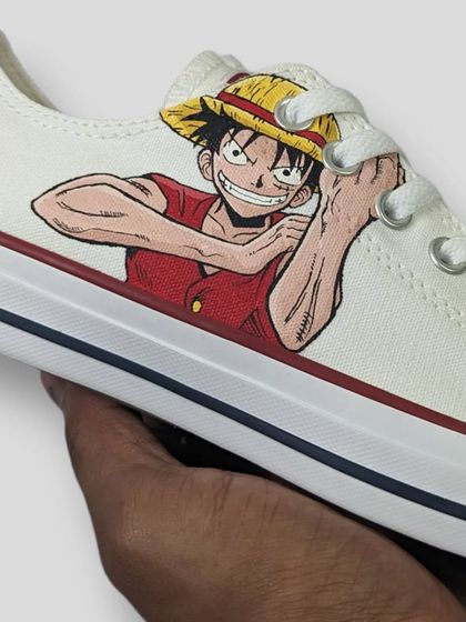 Close-up on one of the Luffy portraits. This was for a returning client who wanted a new version of a pair I made for him five years ago.