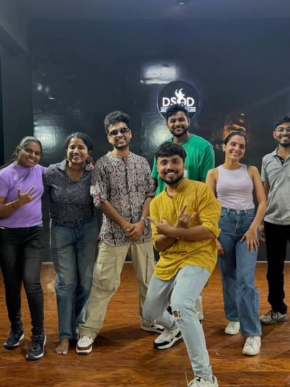 Posing with students and fellow instructors. Collaboration is a big part of my dance journey.