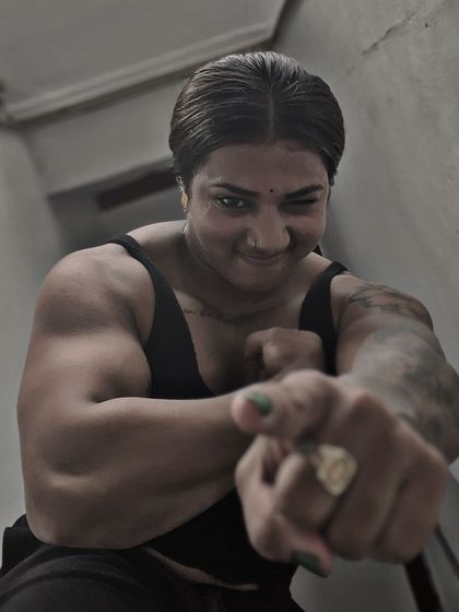 Chitra Purushotham - Bodybuilding Competition Coaching Physique Journey & Posing photo 27