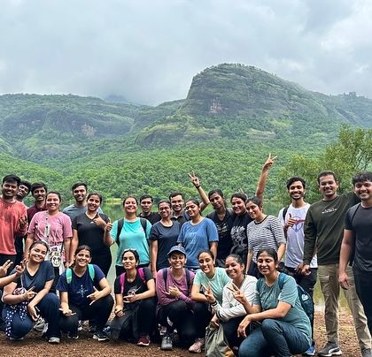 A group photo by the lake on the Devkund trail.